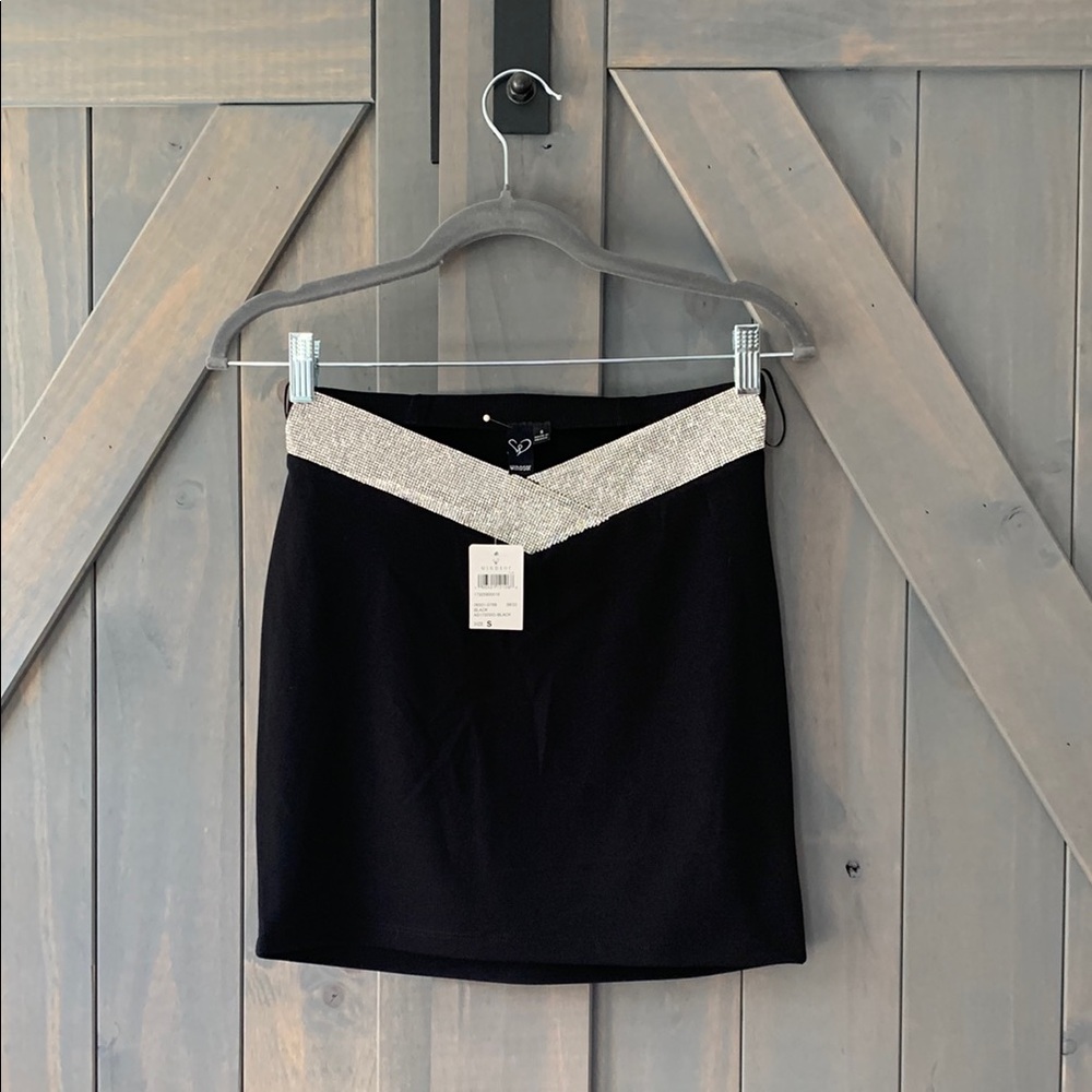 Black pencil mini skirt NWT